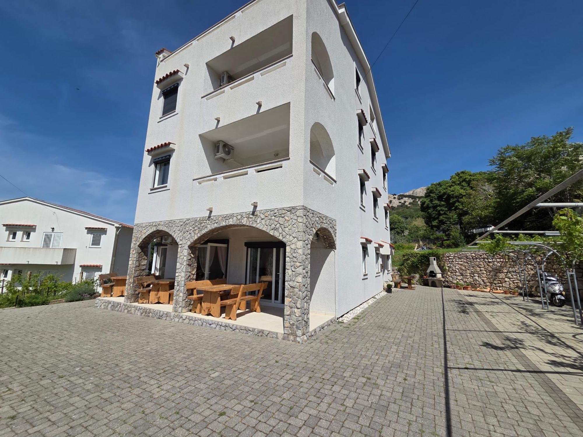 Apartments Leticia Baška Εξωτερικό φωτογραφία
